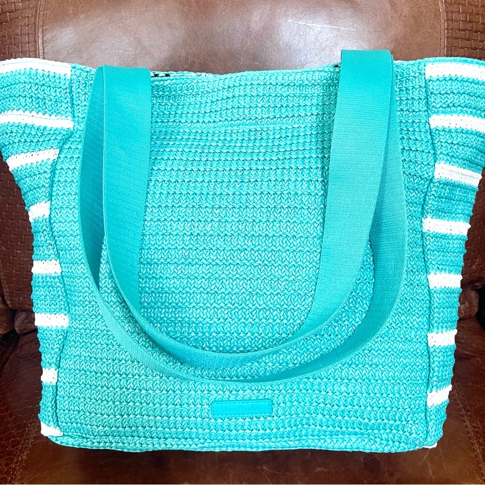 Vera Bradley Set Of Crochet Straw Tote Bag And Zippered Wristlet Pouch Bag - Picture 4 of 14
